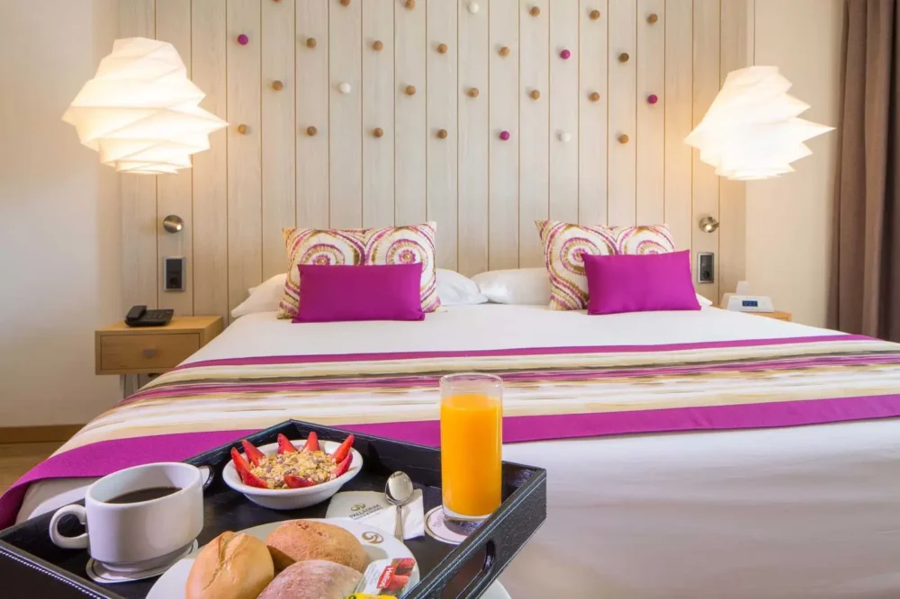 Ibiza - Closing, Grand Palladium White Resort & Spa. 5* All Inclusive. 22.09.2026 - 29.09.2026 - obrazek 2